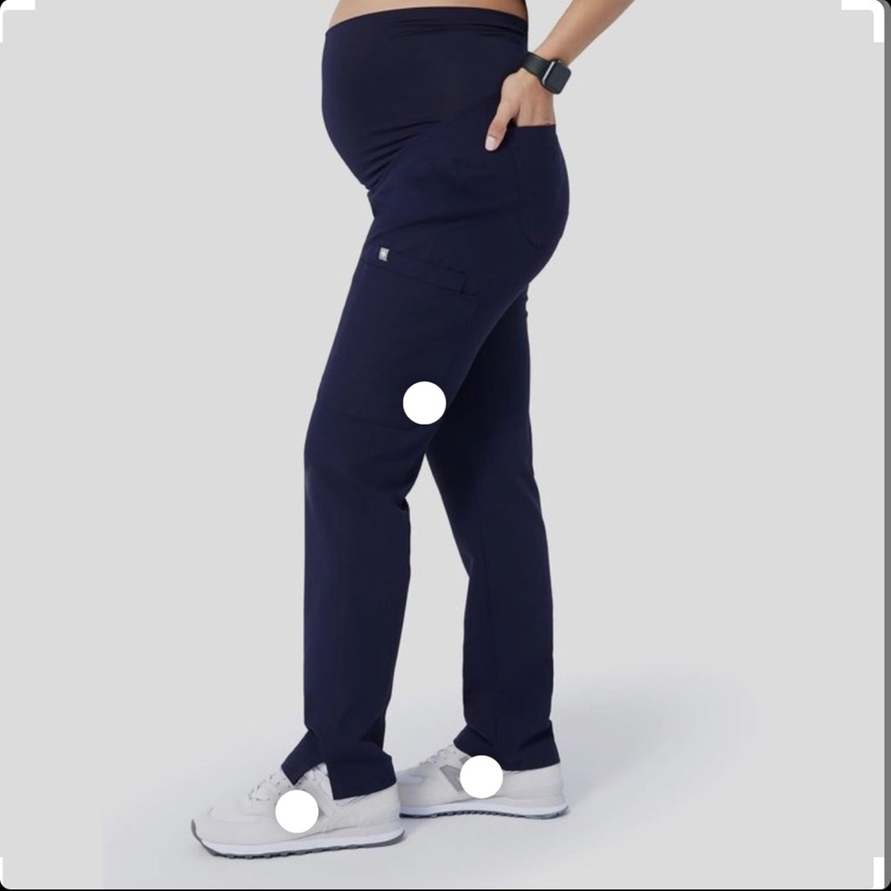 NWT Figs Maternity Yola (Navy)